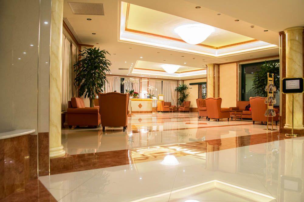 Palace Hotel 4*