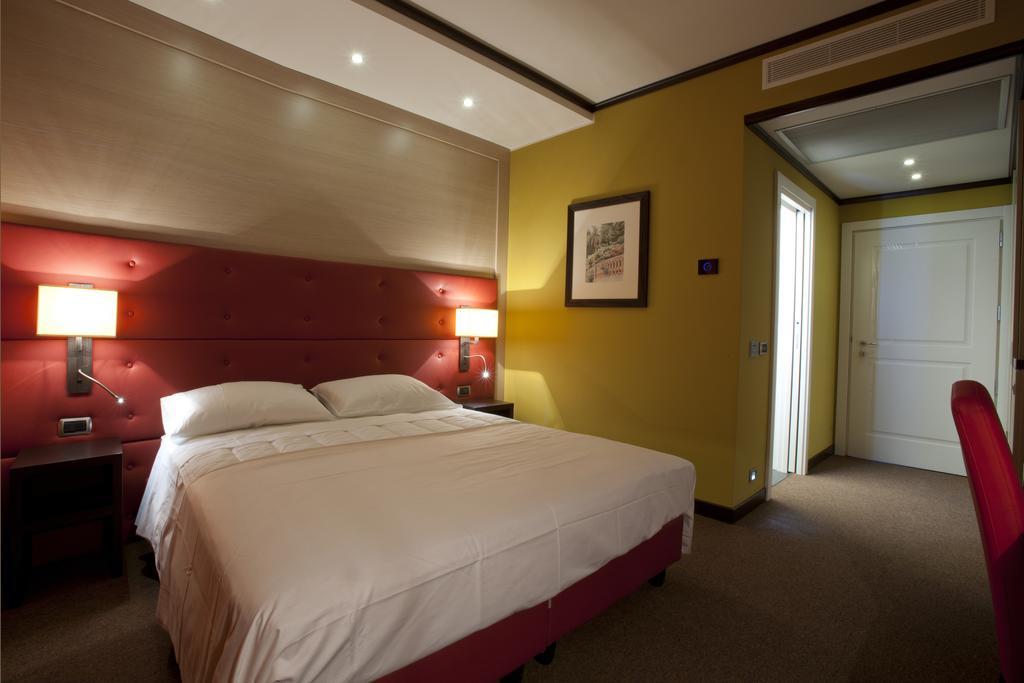 Palace 4* Legnano