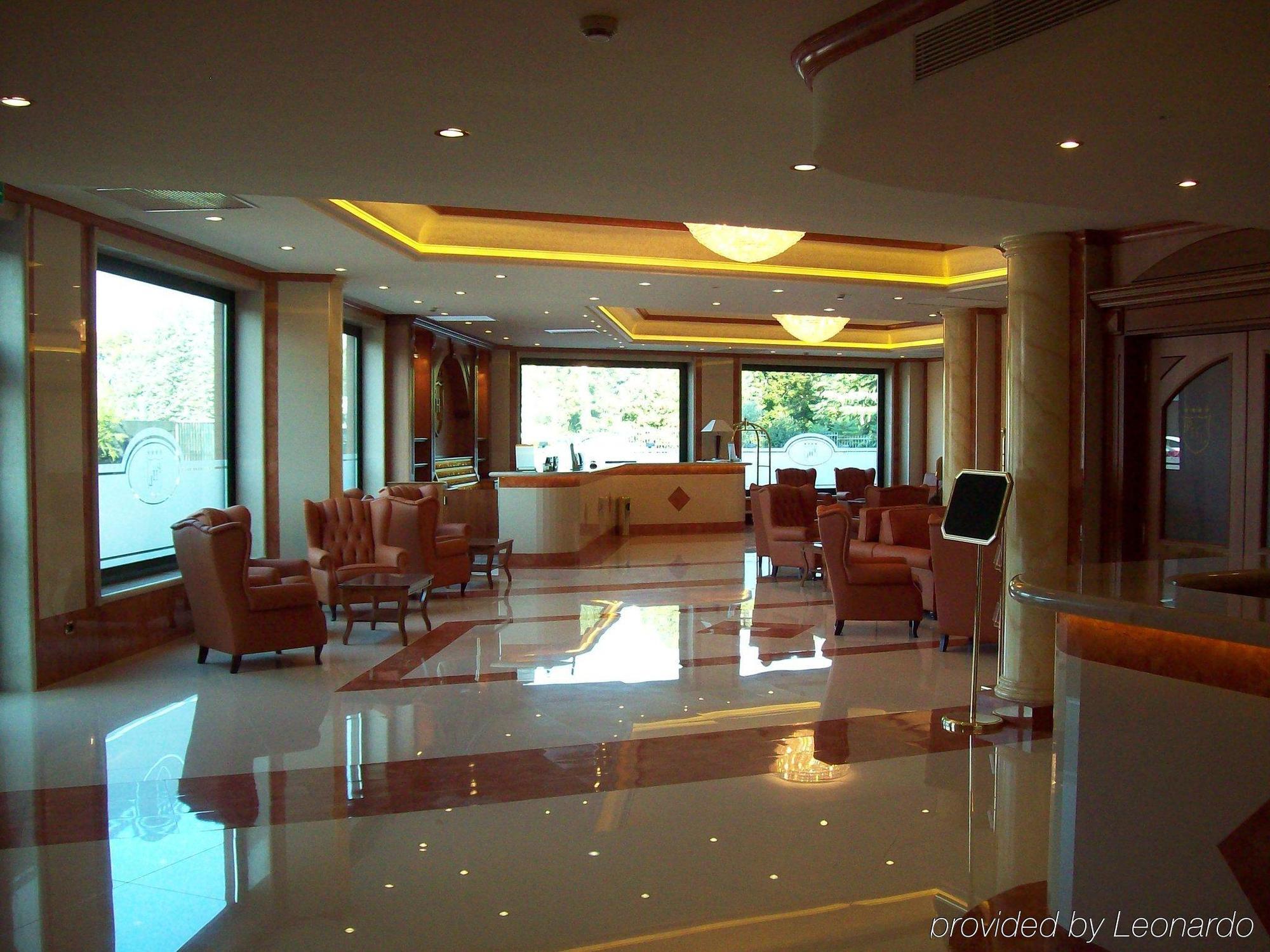 Palace Hotel 4*