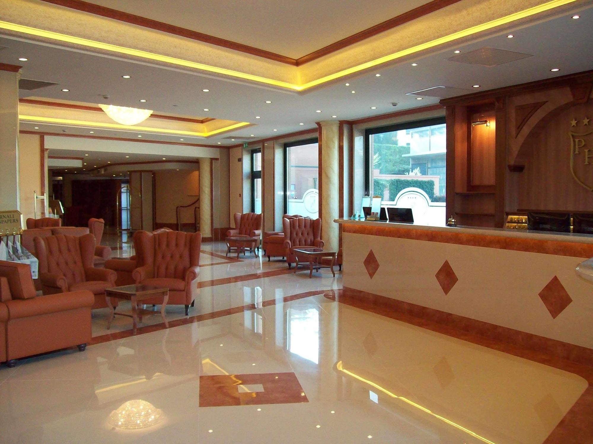 Palace 4* Legnano