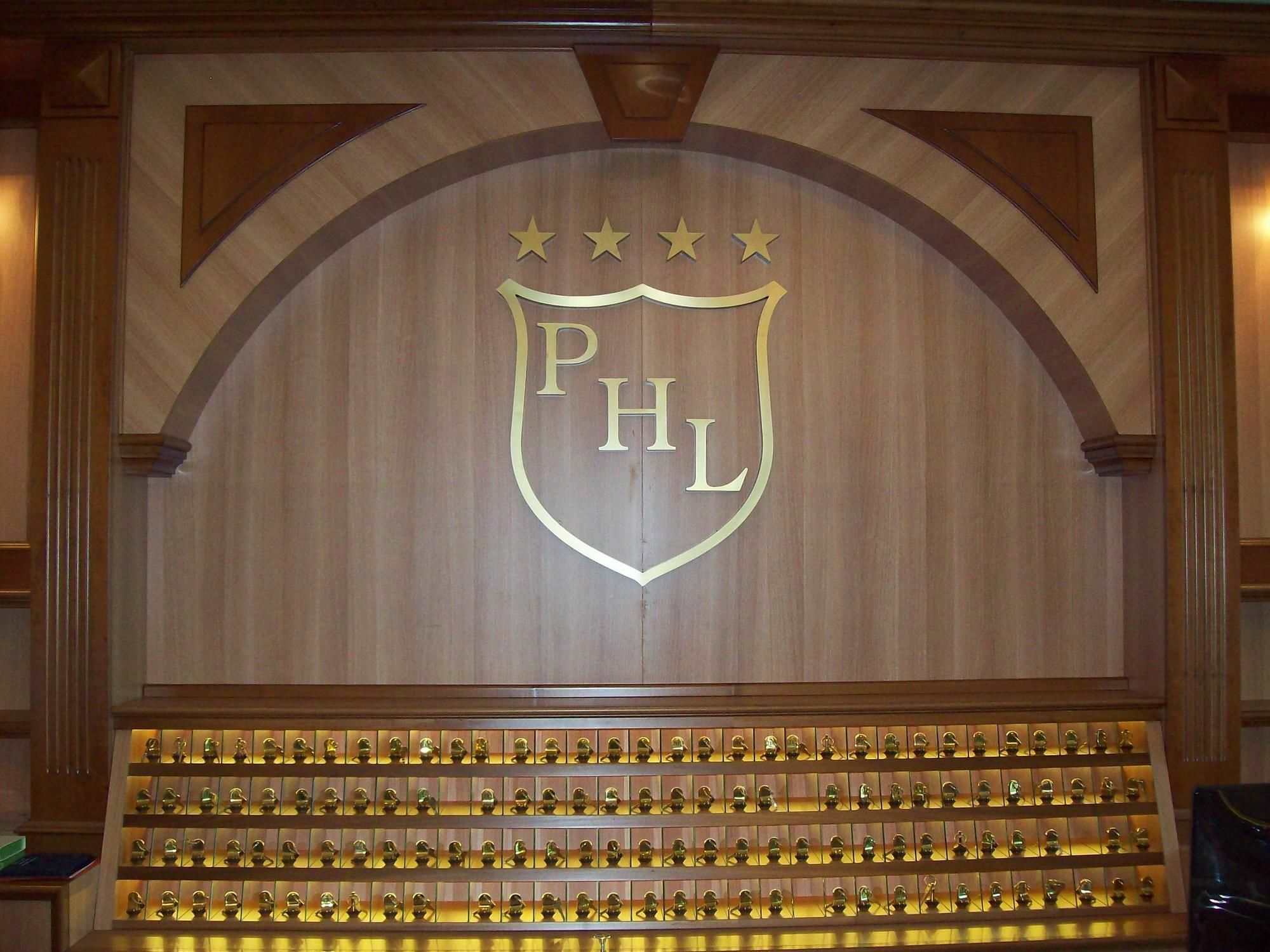 Palace 4*